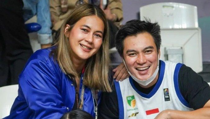 Baim Wong Bagi Bonus, Karyawan Bersorak Dengan Sukacita: Alhamdulillah Bisa Beli Rumah dan Mobil